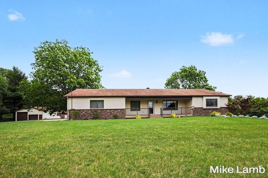 3685 20th Street, Dorr, MI 49323