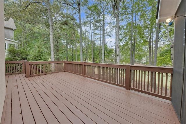 505 Knoll Pointe, Woodstock, GA 30189