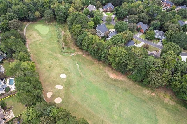 505 Knoll Pointe, Woodstock, GA 30189