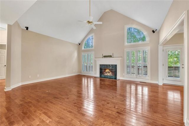 505 Knoll Pointe, Woodstock, GA 30189