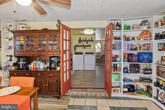 106 GLEN RD, Glen Burnie, MD 21060