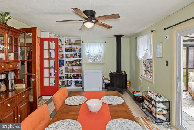 106 GLEN RD, Glen Burnie, MD 21060