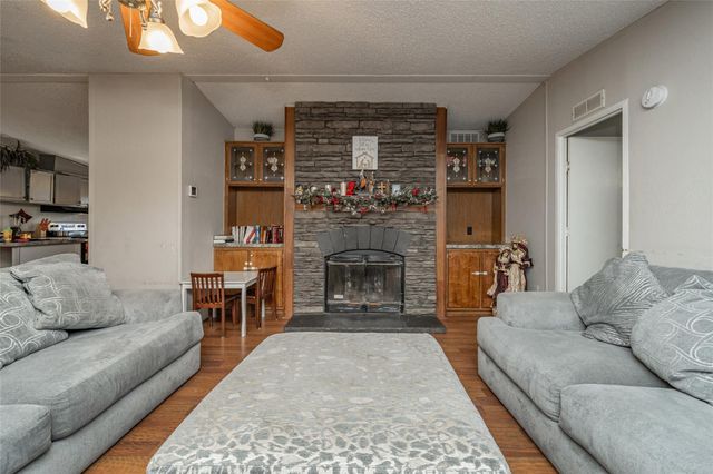 9626 Creek Vista Lane, Willis, TX 77378