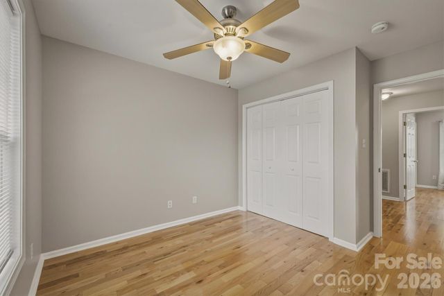2523 26th Avenue NE, Hickory, NC 28601