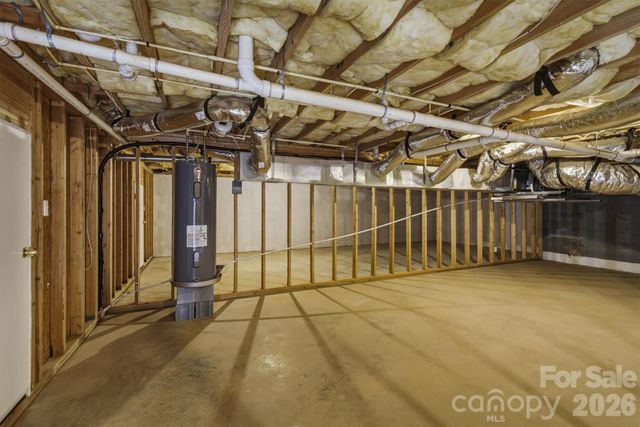 2523 26th Avenue NE, Hickory, NC 28601