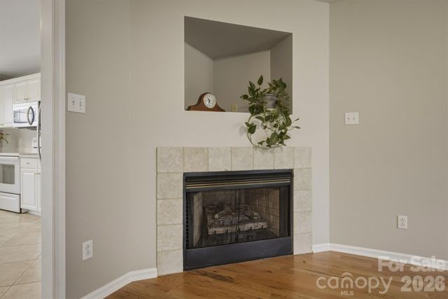 2523 26th Avenue NE, Hickory, NC 28601