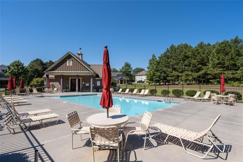 Image 45 of property listing at 6910 Concord Brook Lane, Cumming, GA 30028