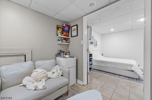 288 Sussex Rd, Wood-ridge Boro, NJ 07075