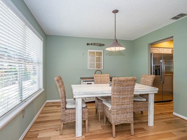 1506 Coral Oak Lane 1303, Vero Beach, FL 32963