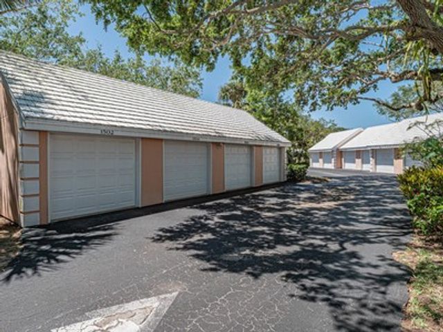 1506 Coral Oak Lane 1303, Vero Beach, FL 32963