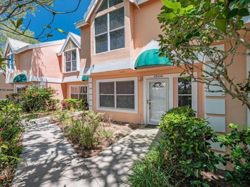1506 Coral Oak Lane 1303, Vero Beach, FL 32963