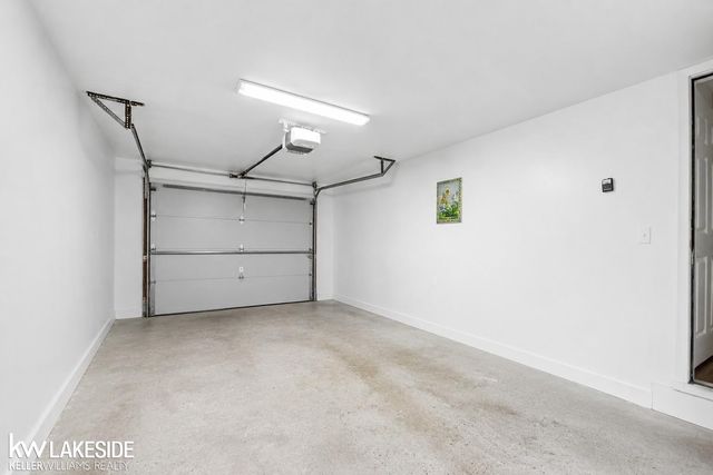 37143 Clubhouse Drive, Sterling Heights, MI 48312