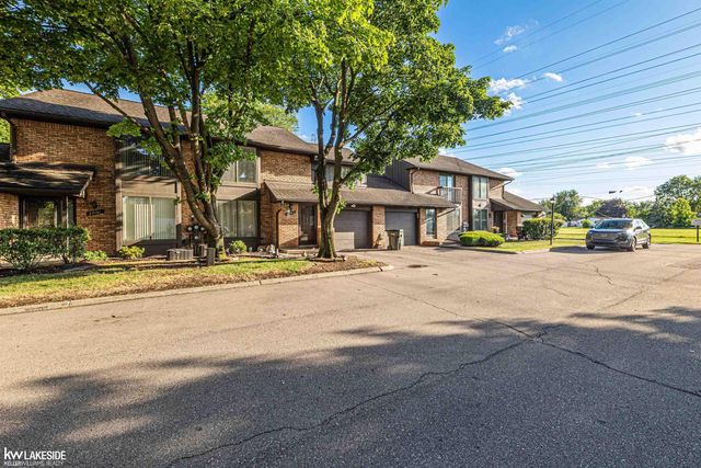 37143 Clubhouse Drive, Sterling Heights, MI 48312