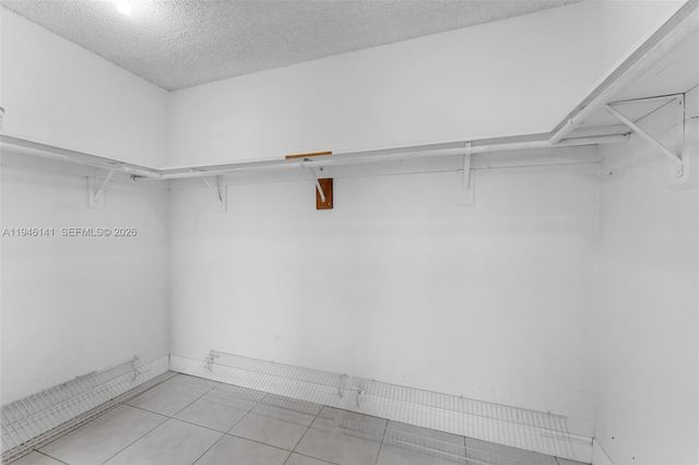 10915 SW 71st St, Miami, FL 33173