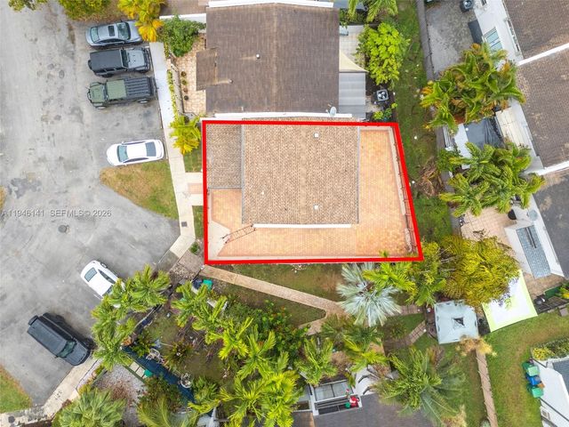 10915 SW 71st St, Miami, FL 33173