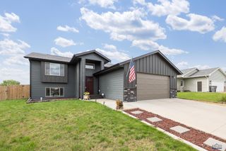 6575 ASTORIA LN, Summerset, SD 57718
