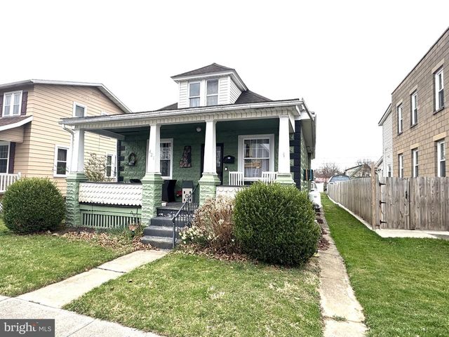 428 S WAYNE ST, Lewistown, PA 17044