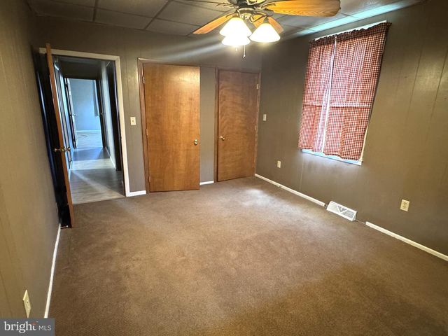 428 S WAYNE ST, Lewistown, PA 17044