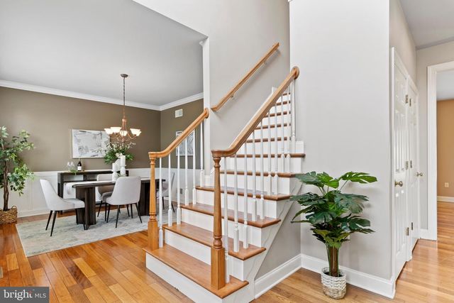 8 BAYBERRY RD, Carlisle, PA 17013