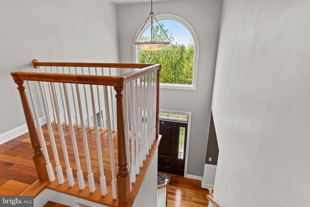8 BAYBERRY RD, Carlisle, PA 17013