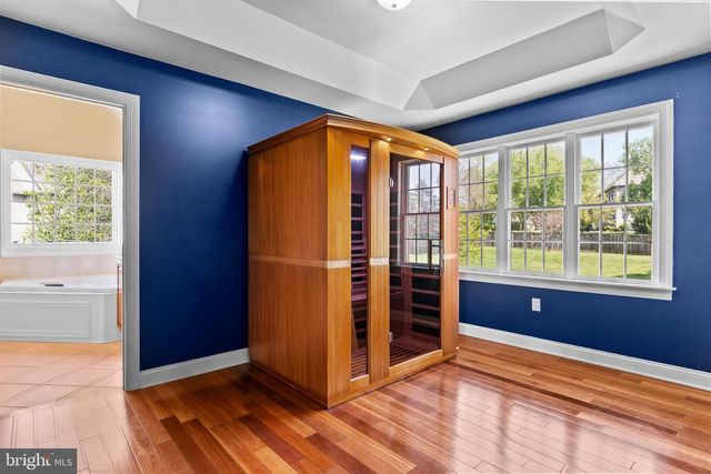 8 BAYBERRY RD, Carlisle, PA 17013