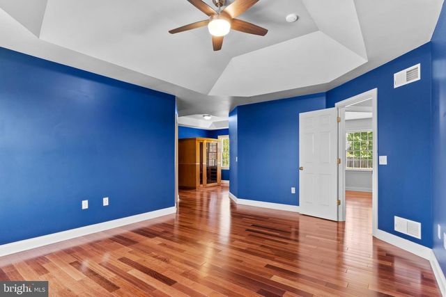 8 BAYBERRY RD, Carlisle, PA 17013