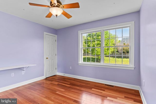 8 BAYBERRY RD, Carlisle, PA 17013