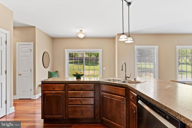 8 BAYBERRY RD, Carlisle, PA 17013