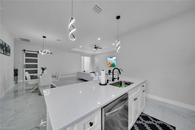 1400 NW 1st ST, Cape Coral, FL 33993