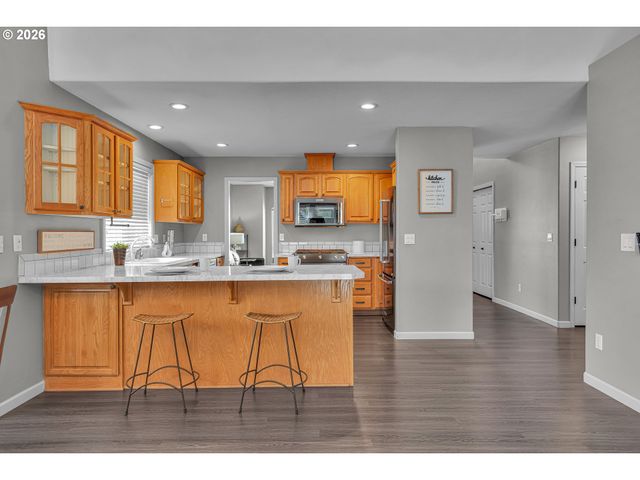 3755 Ne 203RD Ave, Fairview, OR 97024