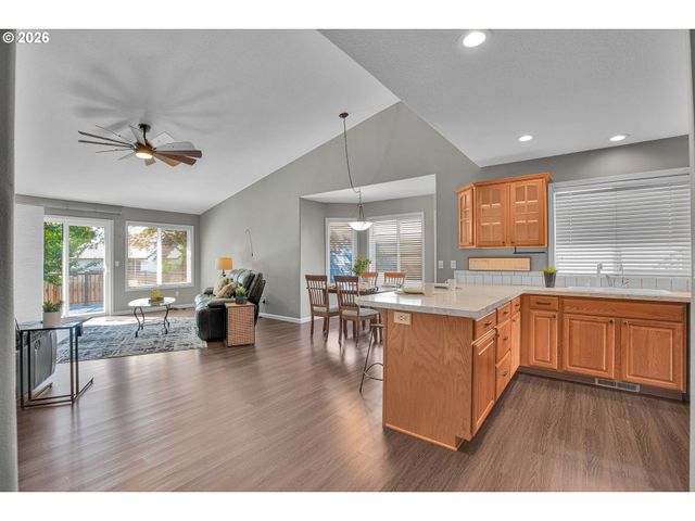 3755 Ne 203RD Ave, Fairview, OR 97024