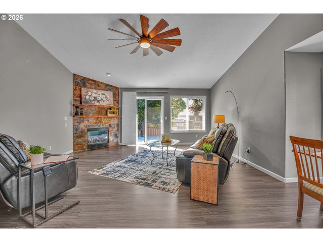 3755 Ne 203RD Ave, Fairview, OR 97024