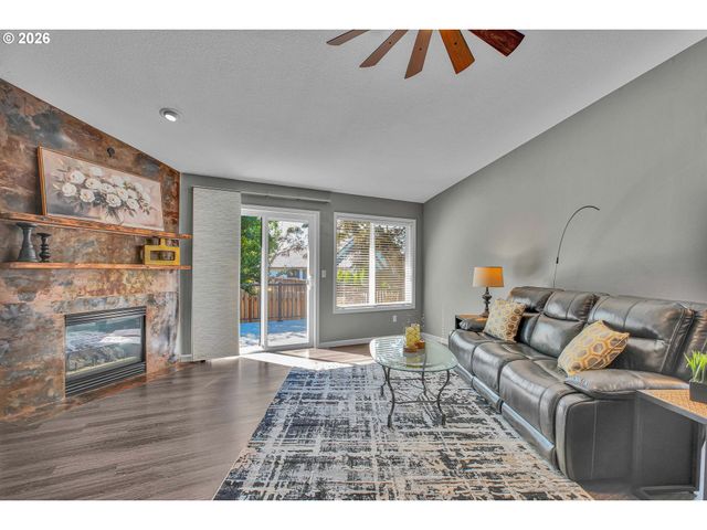 3755 Ne 203RD Ave, Fairview, OR 97024