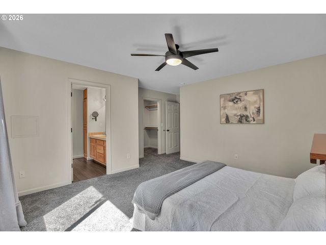 3755 Ne 203RD Ave, Fairview, OR 97024