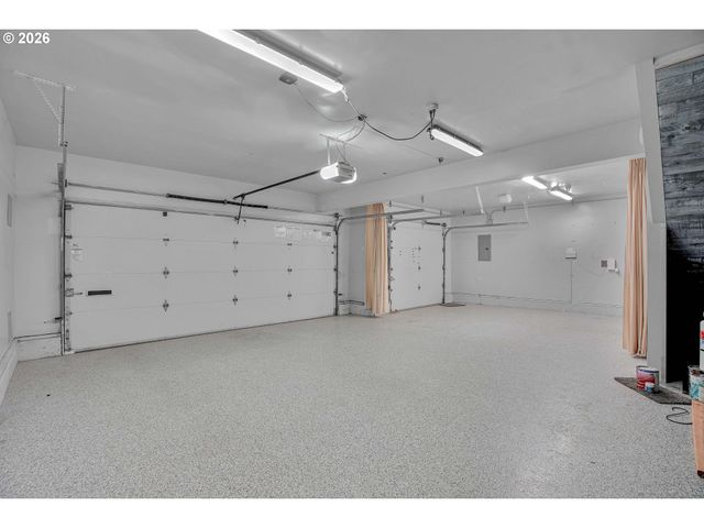 3755 Ne 203RD Ave, Fairview, OR 97024