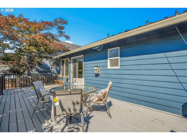 3755 Ne 203RD Ave, Fairview, OR 97024