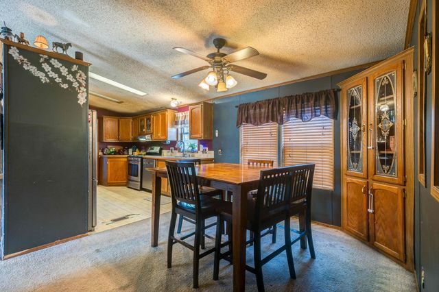 438 Saturn Ave, Salina, KS 67401