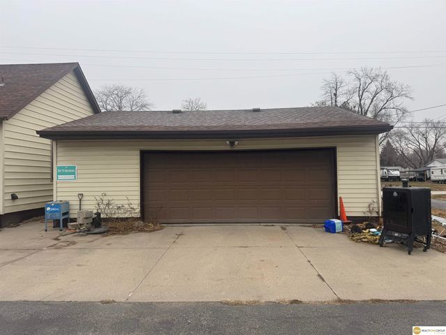 1102 S Broad Street, Fremont, NE 68025