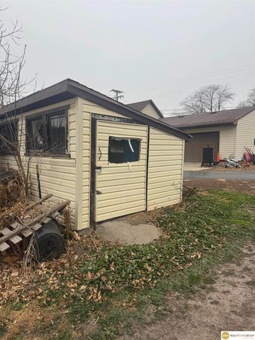 1102 S Broad Street, Fremont, NE 68025