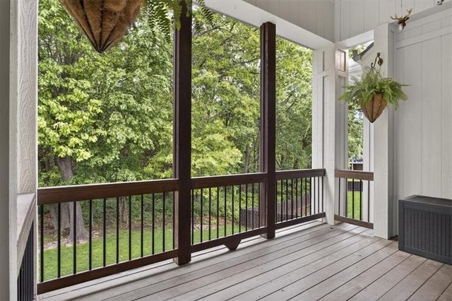 4404 NE Georgian Drive, Lee's Summit, MO 64064