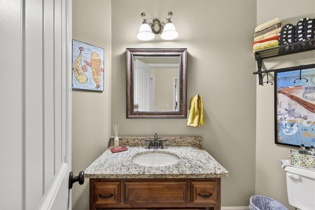 4404 NE Georgian Drive, Lee's Summit, MO 64064