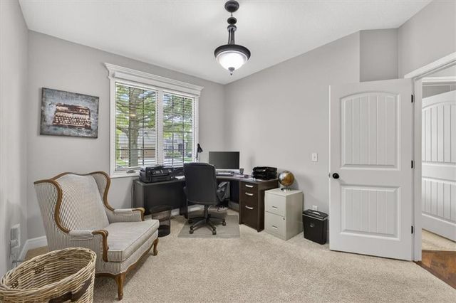4404 NE Georgian Drive, Lee's Summit, MO 64064