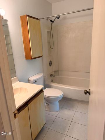 225 Summerwalk Circle, Chapel Hill, NC 27517