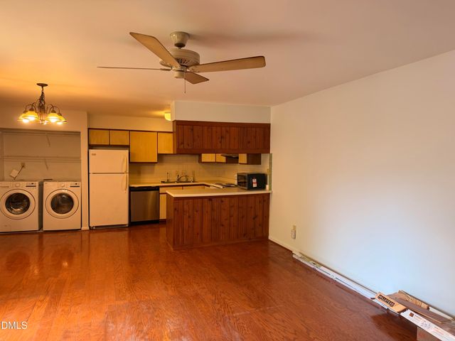 225 Summerwalk Circle, Chapel Hill, NC 27517