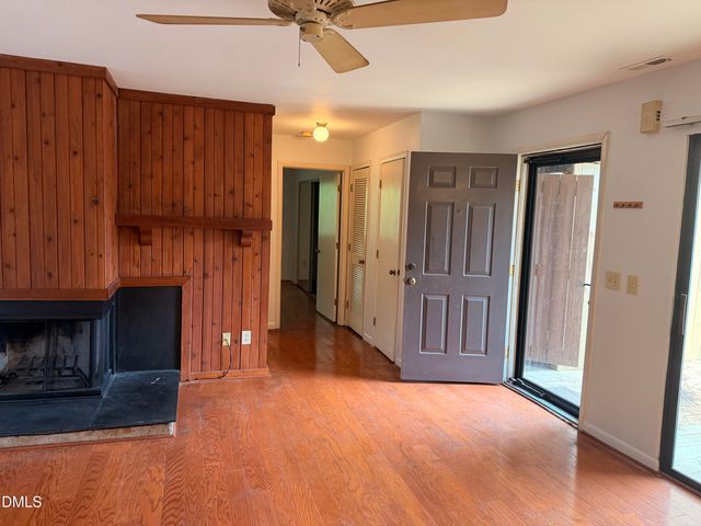 225 Summerwalk Circle, Chapel Hill, NC 27517
