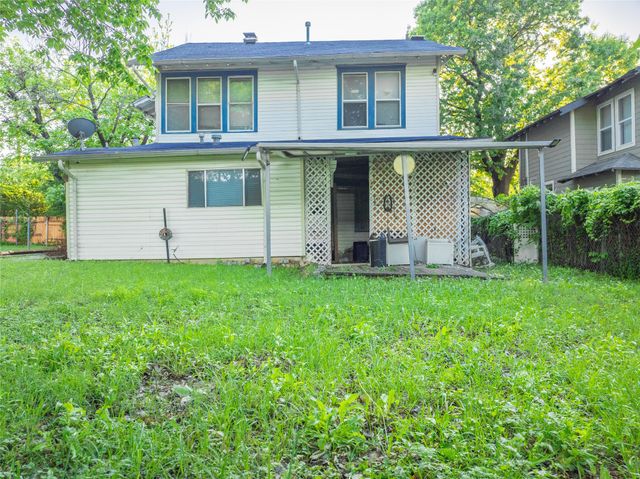 824 Elsbeth Street, Dallas, TX 75208