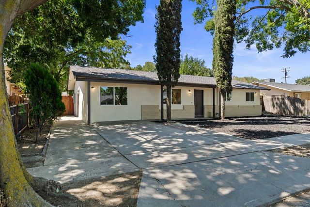 1530 Pelton Ave, Modesto, CA 95351