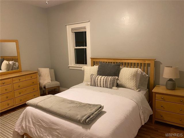 176 Saint James Place LOWER, Buffalo, NY 14222