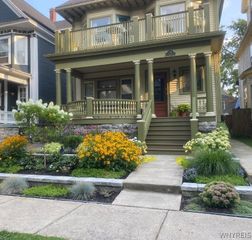 176 Saint James Place LOWER, Buffalo, NY 14222