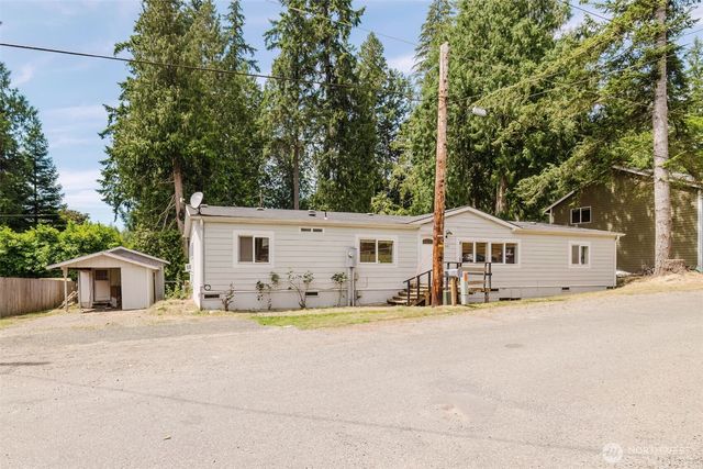 401 E Lk Devereaux Road, Allyn, WA 98524